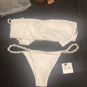 Same Los Angeles top and kaohs bottoms sale together because both came in size